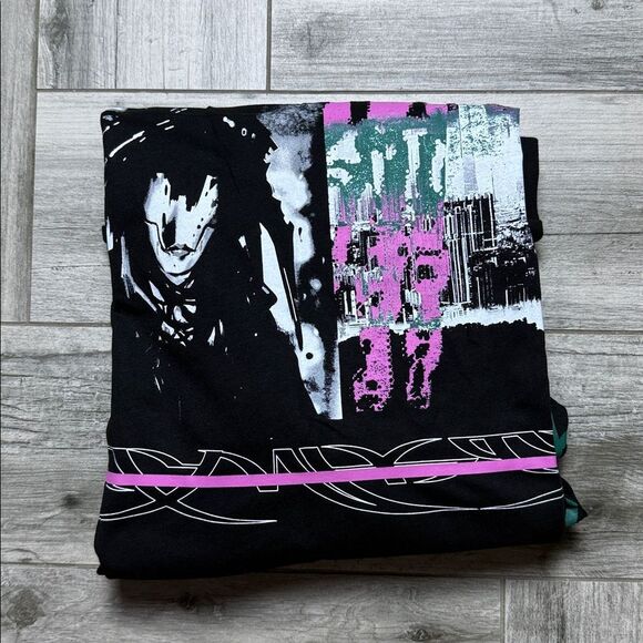 ASOS oversized long sleeve t-shirt in black with & matrix sleeve print size L - Picture 1 of 10